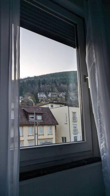 Gemütliche Wohnung im Schwarzwald in bester Lage inklusive Gästekarten im Preis Bad Wildbad Exterior foto